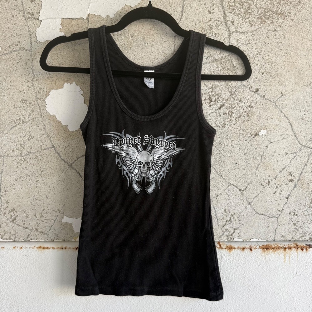 Vtg Lynyrd Skynyrd Tank Top Ribbed Skull Graphic Band Shirt Y2K Biker Grunge